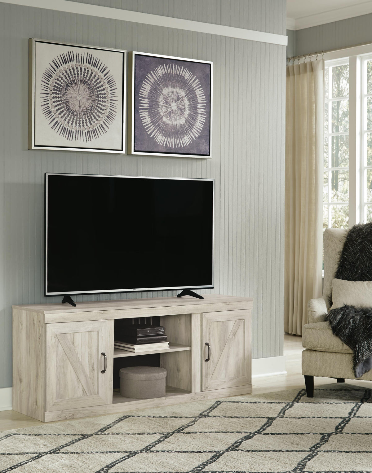 Bellaby 4-Piece Entertainment Center - EW0331W6