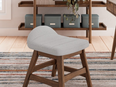 Lyncott Home Office Desk Chair - H615-01