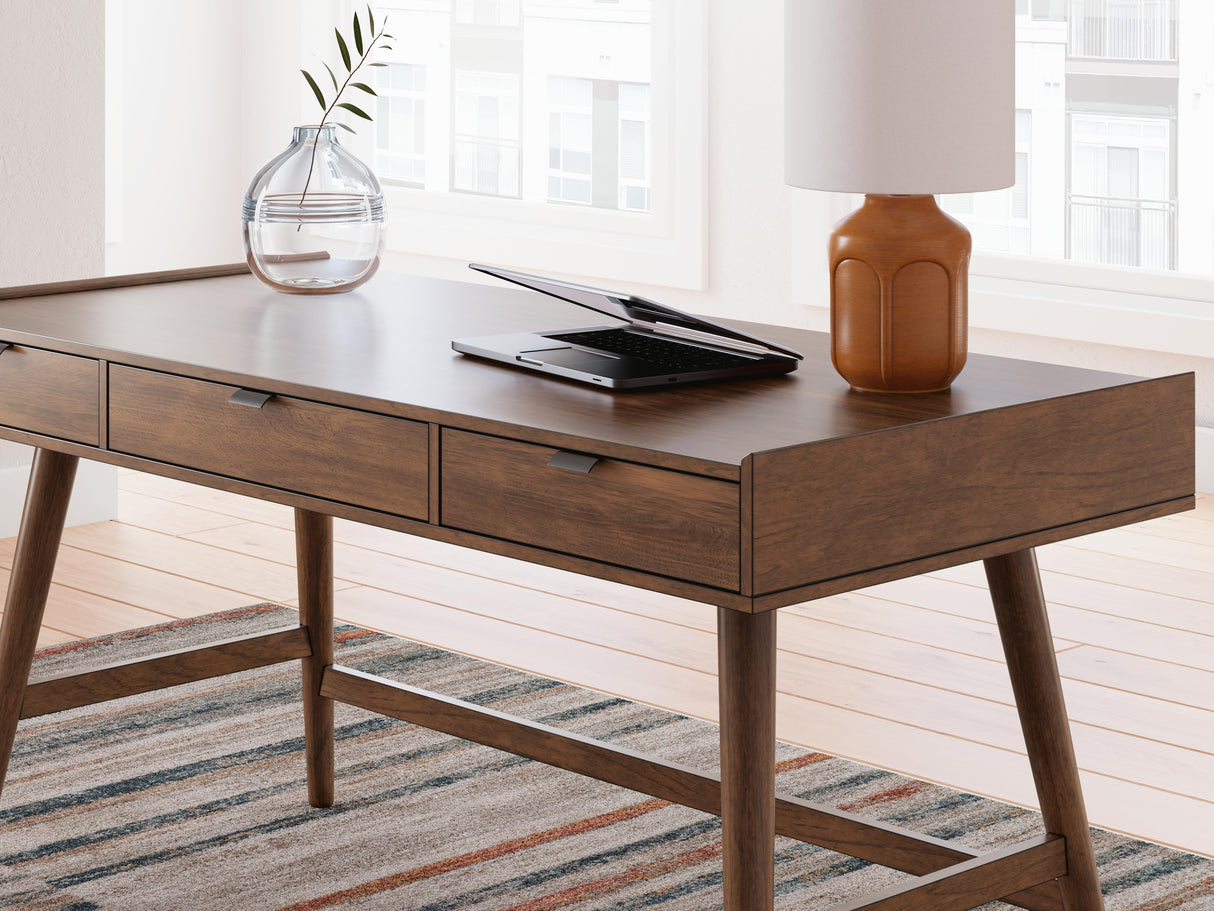 Lyncott 60" Home Office Desk - H615-44