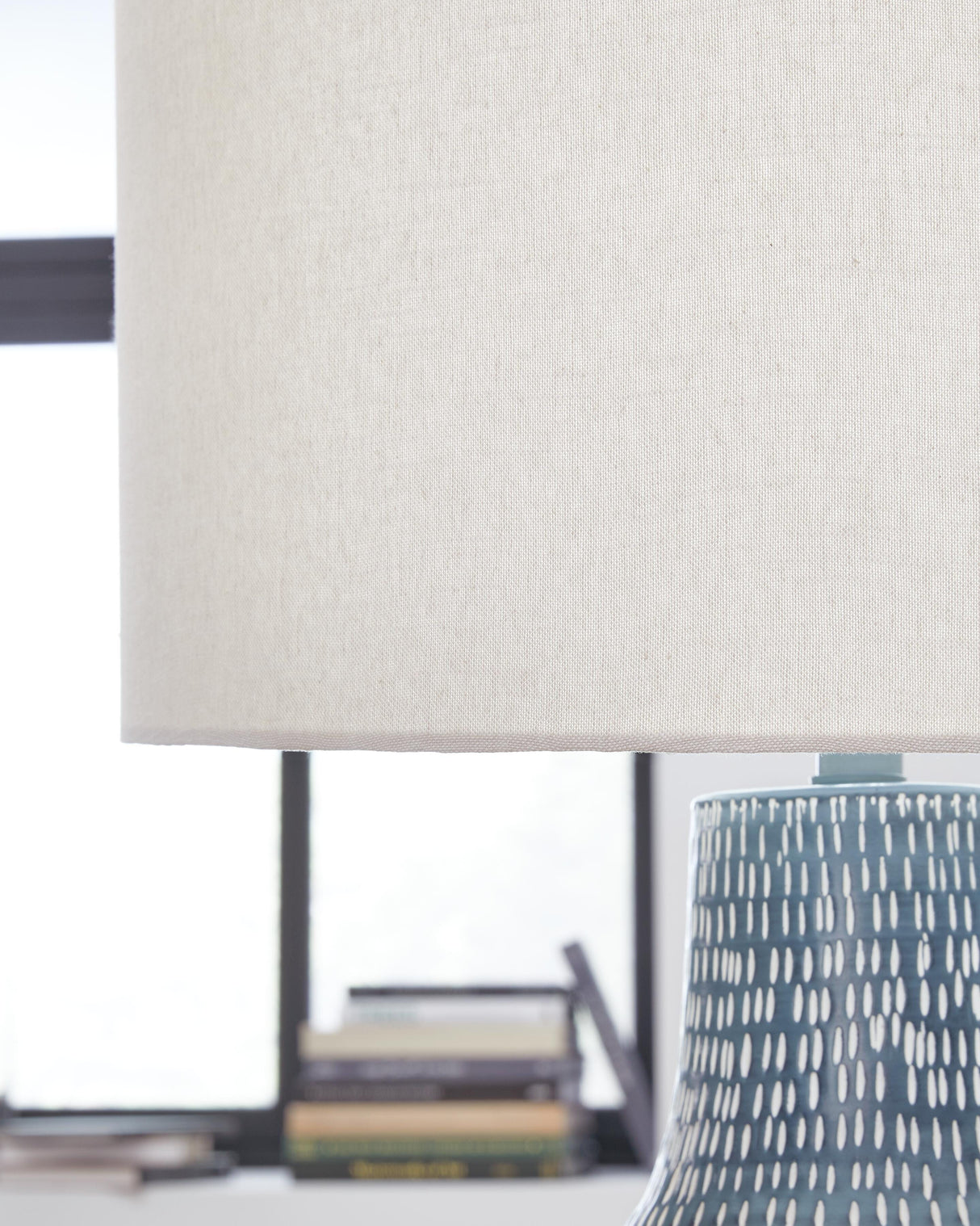 Schylarmont 2-Piece Lamp Set - L207474X2