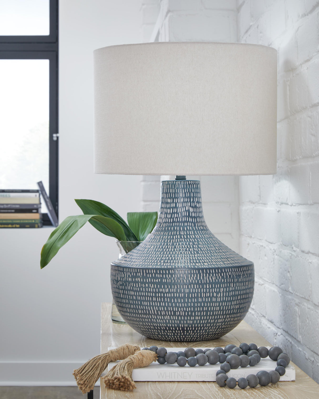 Schylarmont 2-Piece Lamp Set - L207474X2
