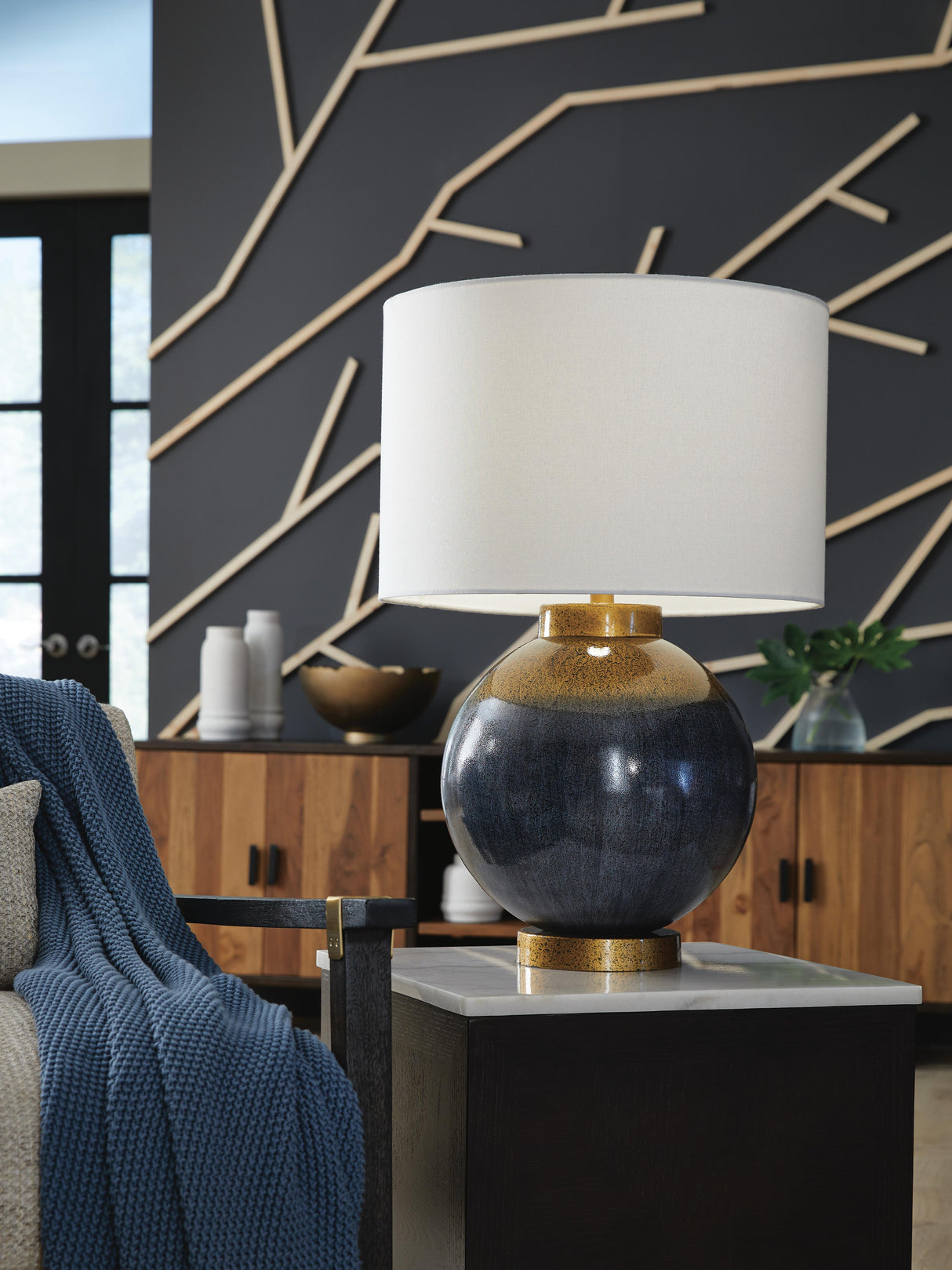 Adara Table Lamp - L207564
