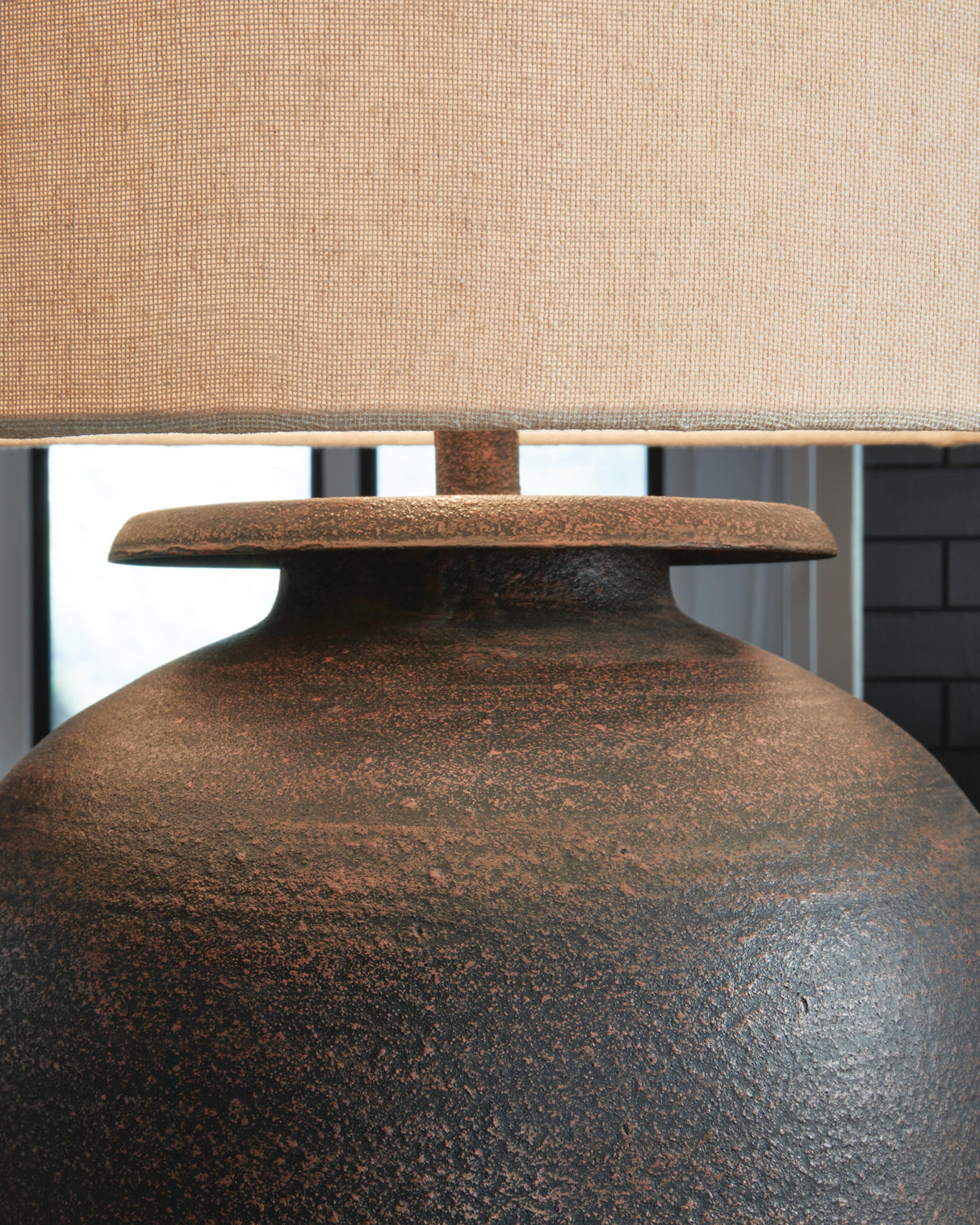 Carlenbury Table Lamp - L207574