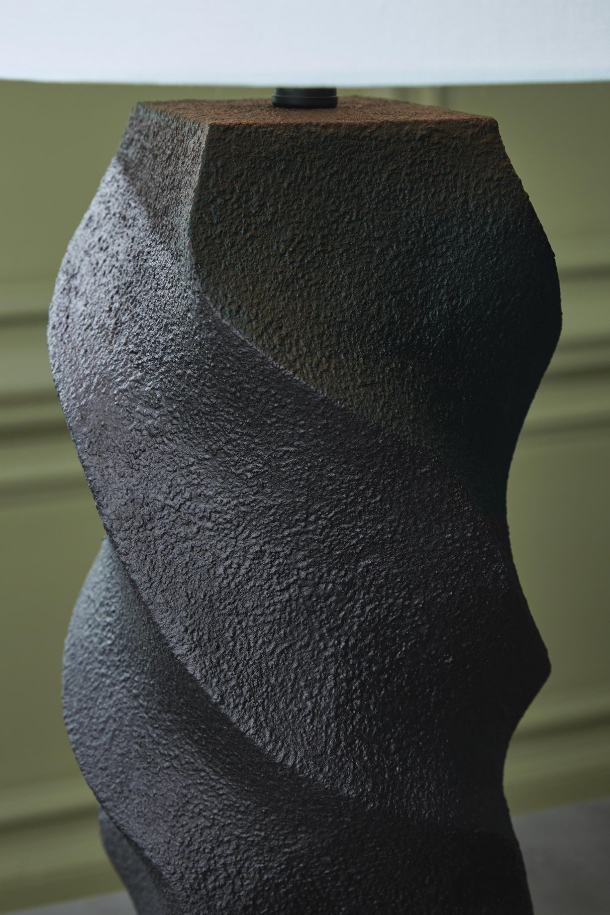 Amillion Table Lamp - L235904
