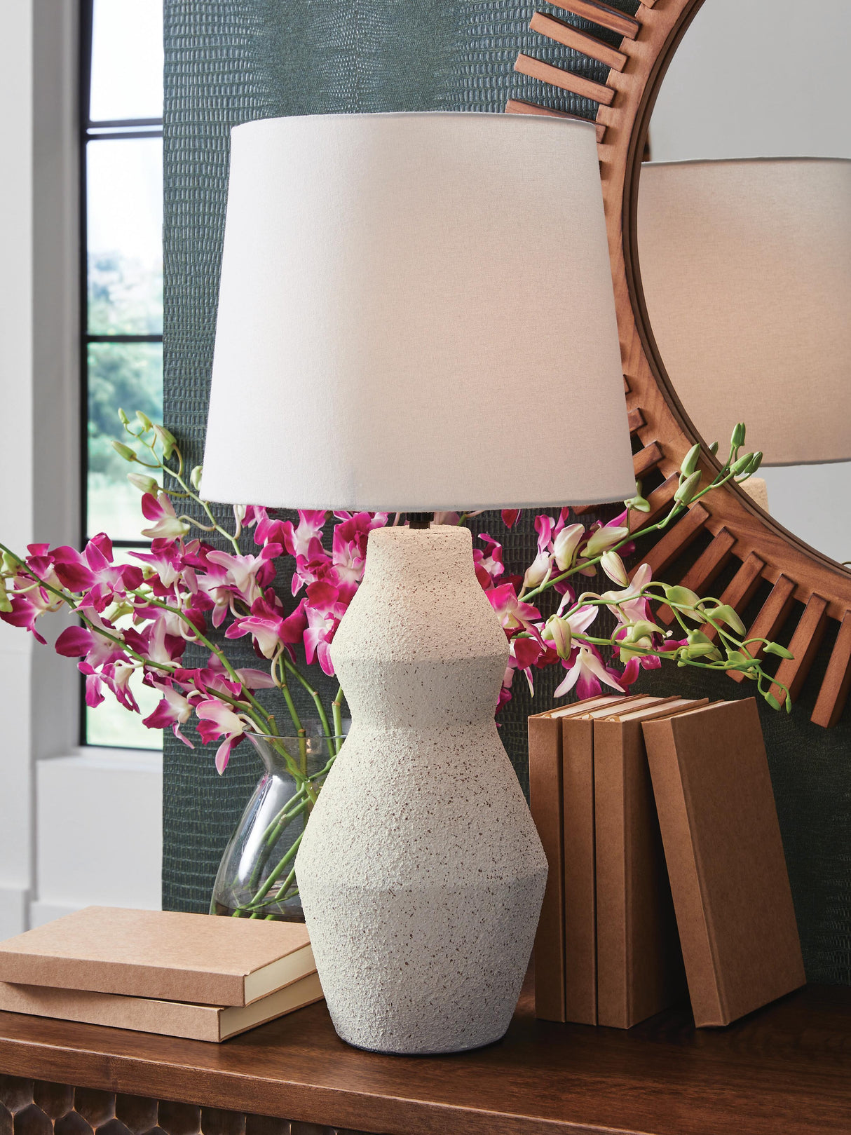 Dawthorne Table Lamp - L236034