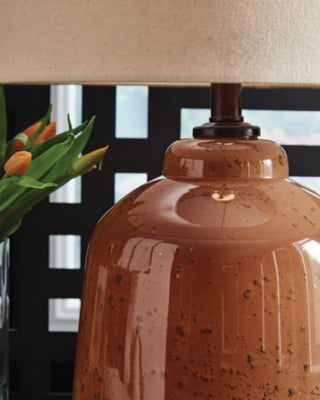 Aaleahya Table Lamp - L430904