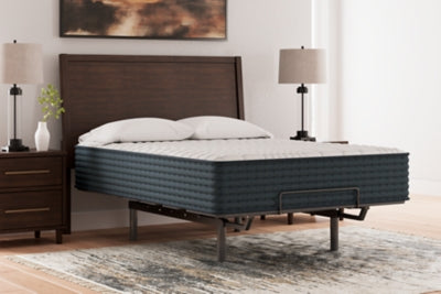 Hybrid 1200 King Mattress - M43541