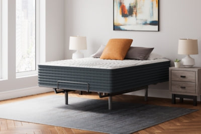 Hybrid 1400 Queen Mattress - M43731