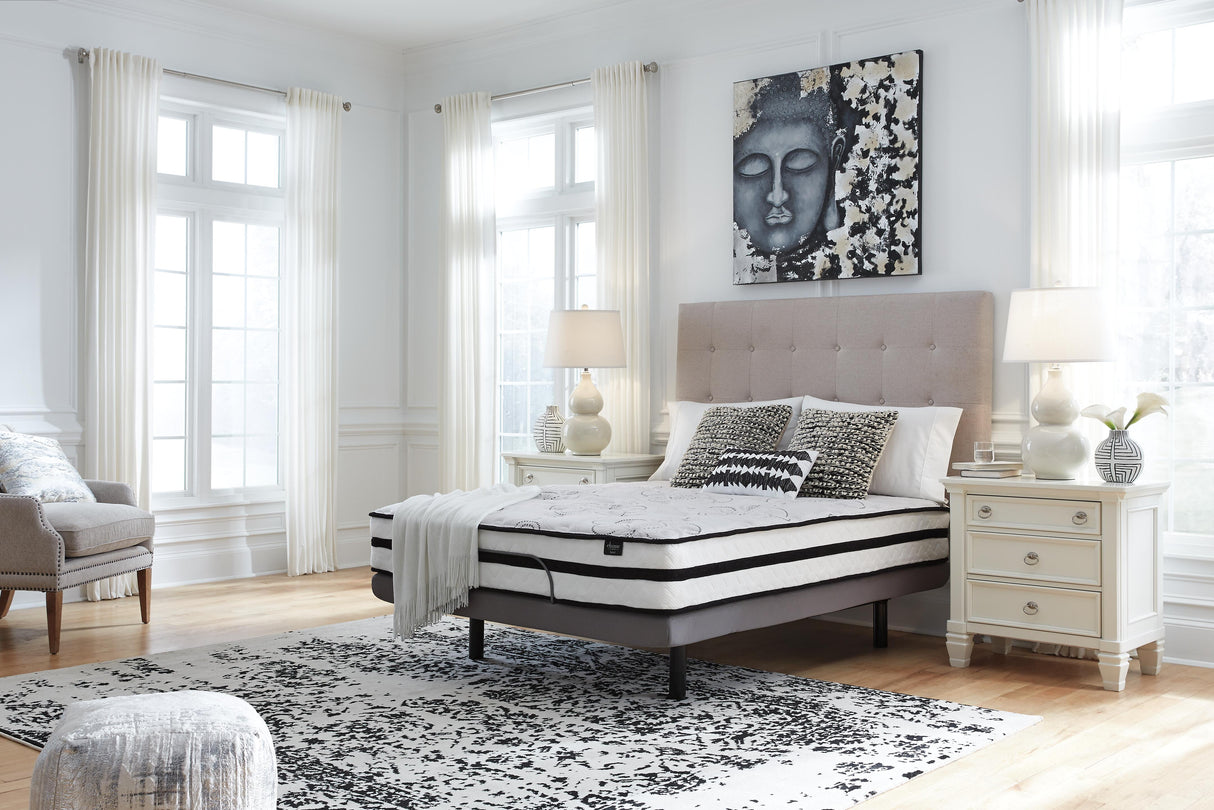 Chime 10 Inch Hybrid California King Mattress in a Box - M69651