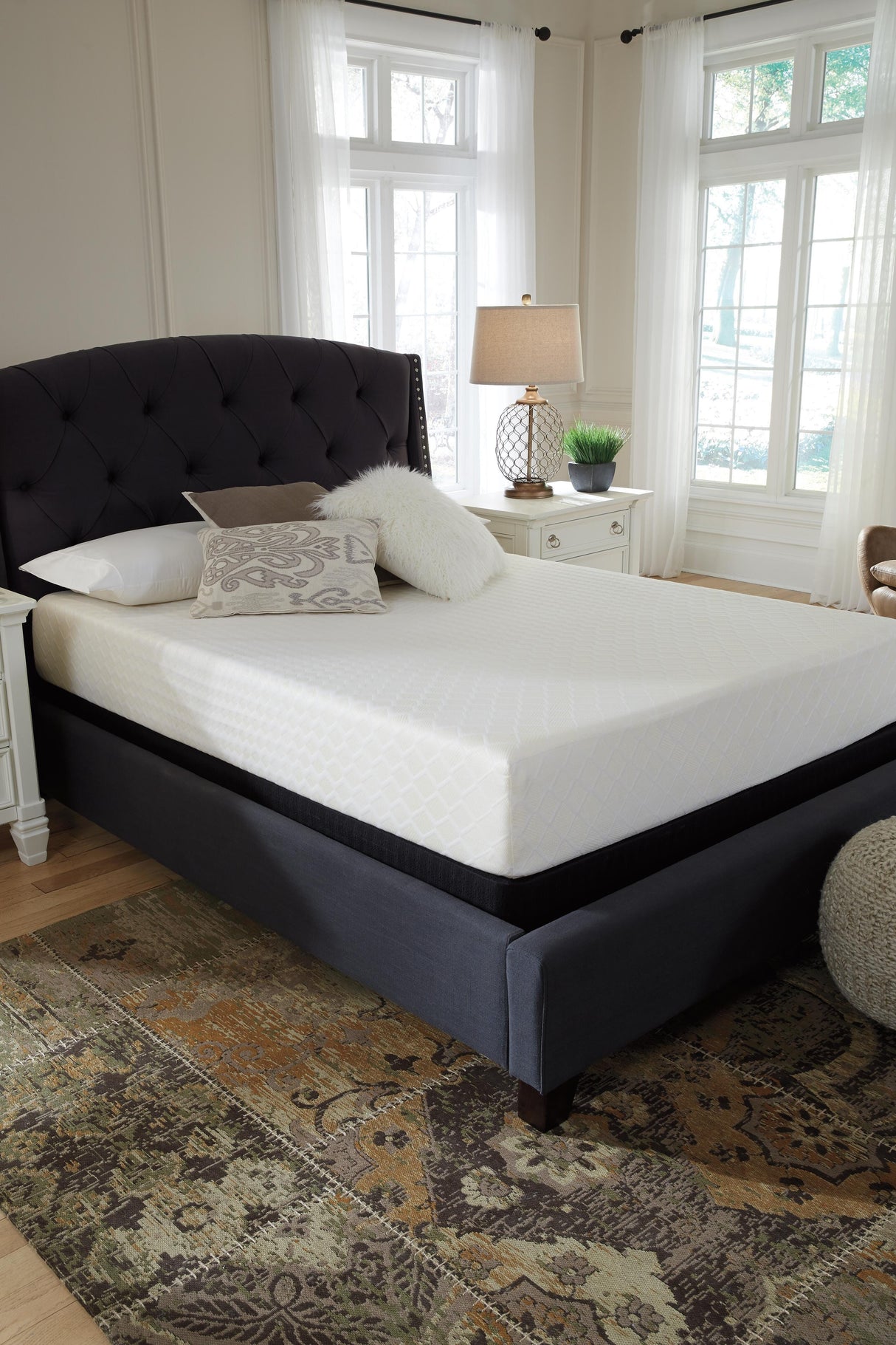 10 Inch Chime Memory Foam Twin Mattress in a Box - M69911