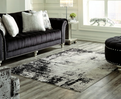 Zekeman 7'10" x 10' Rug - R404921