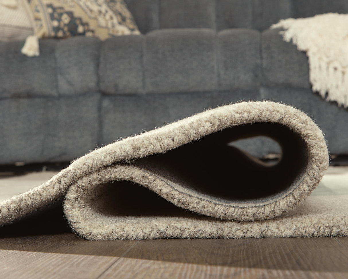 Dallane 5' x 7' Rug - R406352