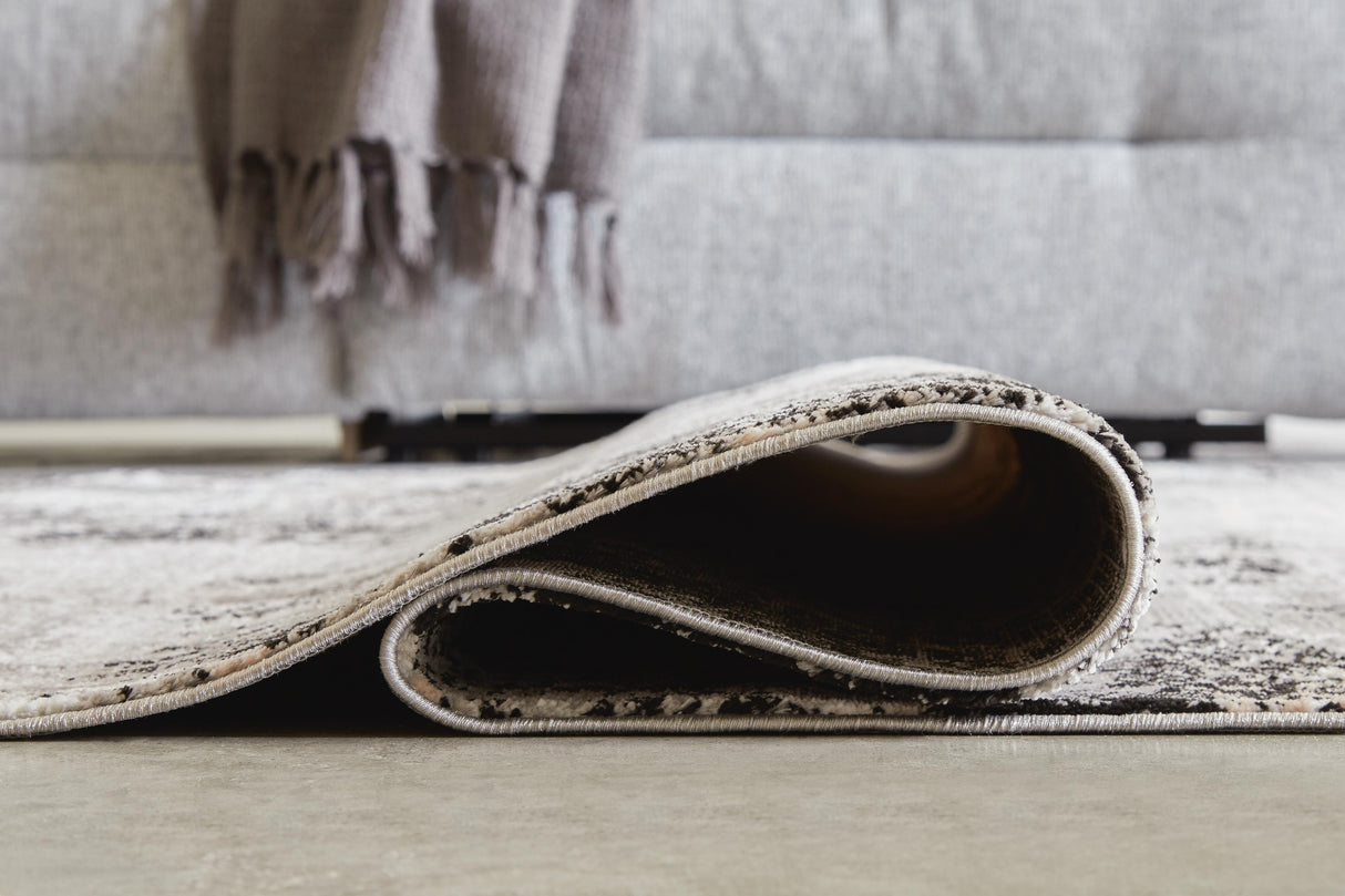 Langwell 8' x 10' Rug - R406781