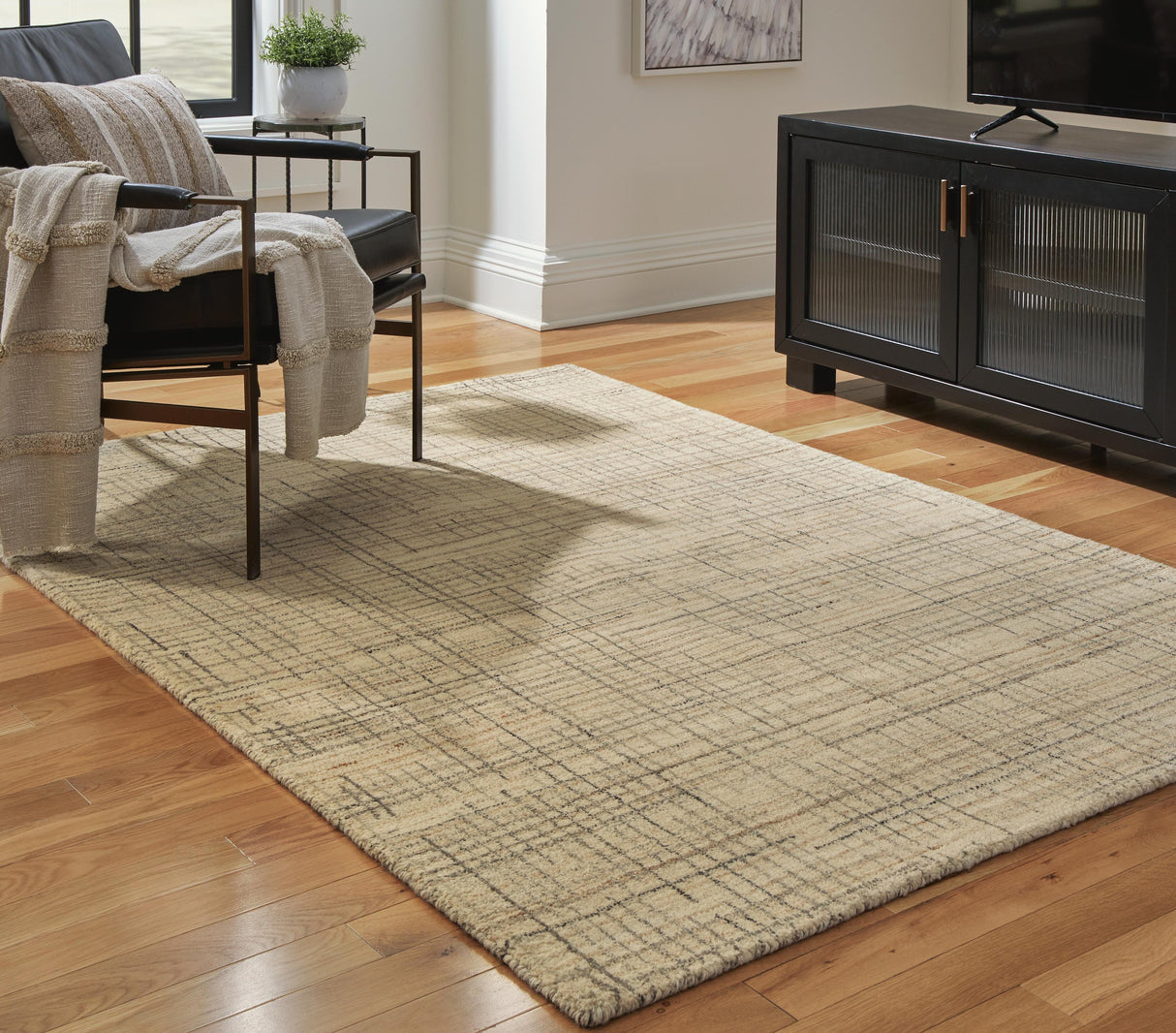 Janston 5' x 7' Rug - R406862