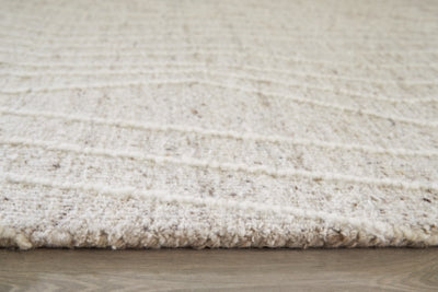 Varahill 5' x 7' Rug - R406932