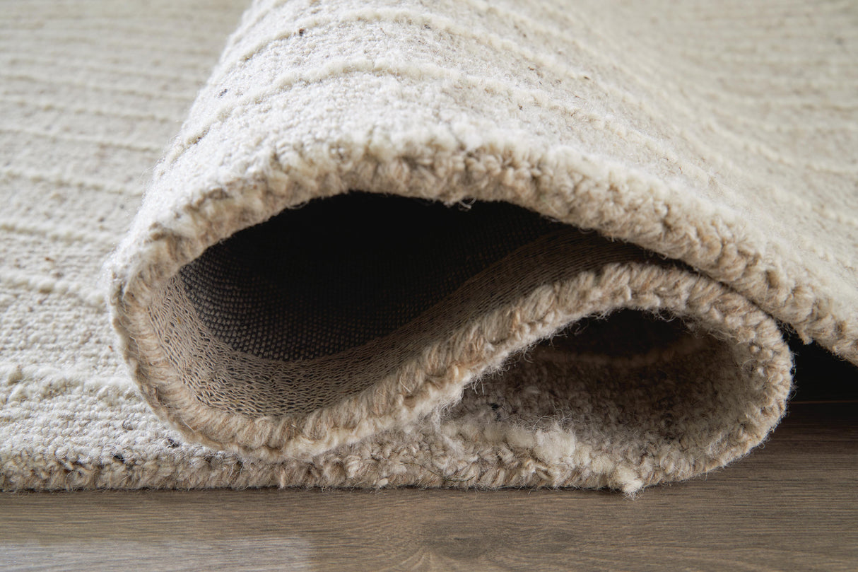 Varahill 5' x 7' Rug - R406932