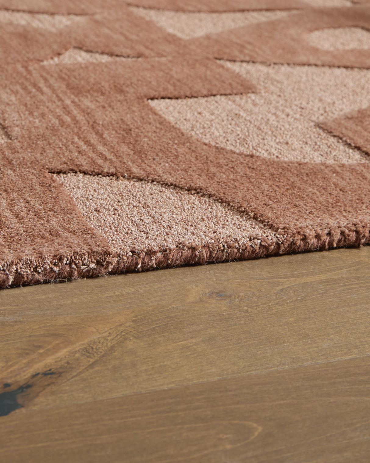 Perrenton 5' x 7' Rug - R407202