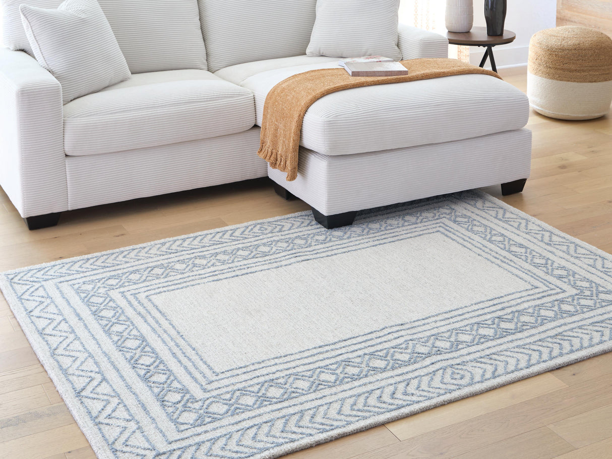 Azelhurst 5' x 7' Area Rug - R407852