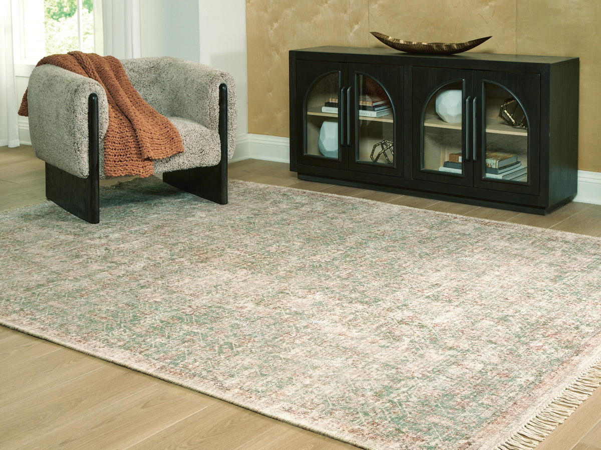 Rossbury Large Rug - R407961