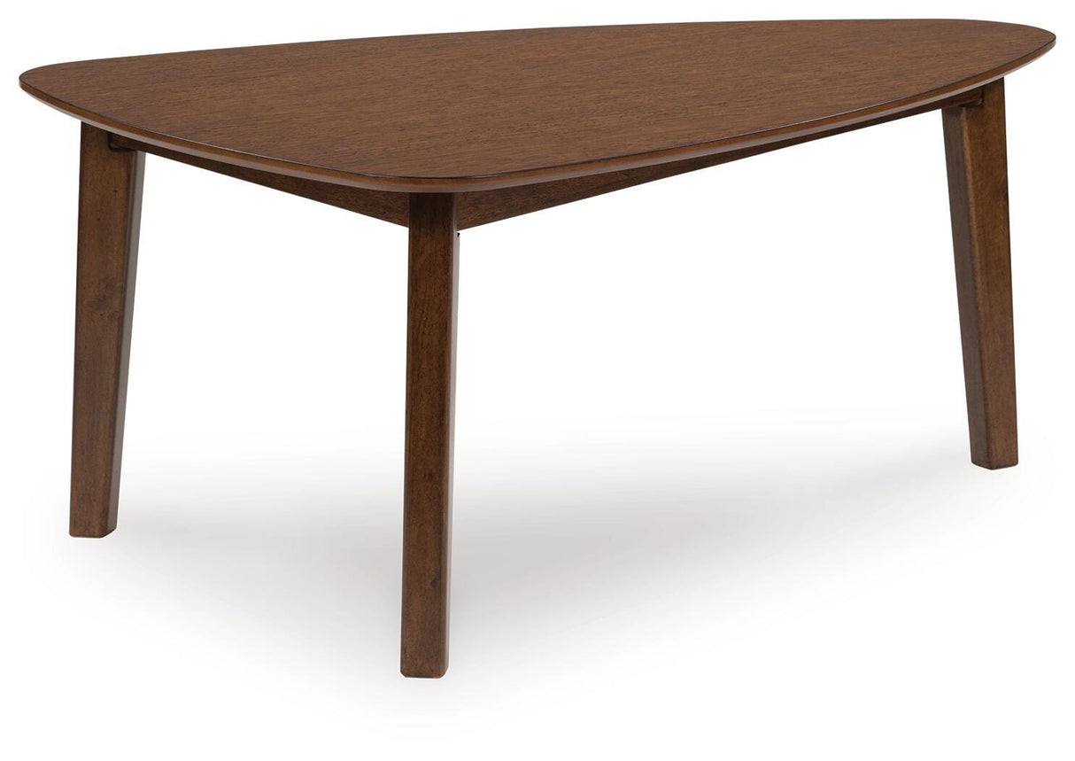 Lyncott Table (Set of 3) - T135-13