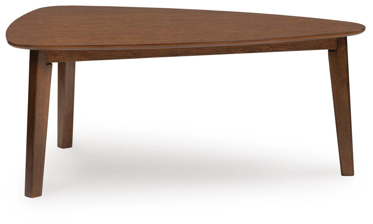 Lyncott Table (Set of 3) - T135-13