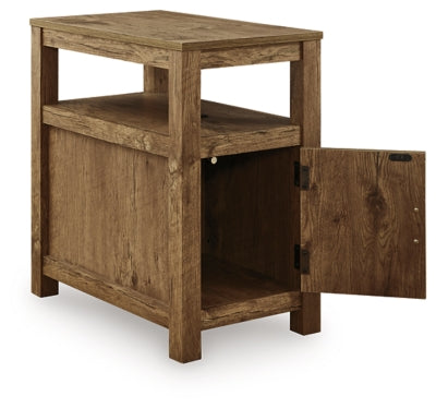 Fendenmore Chairside End Table - T190-117