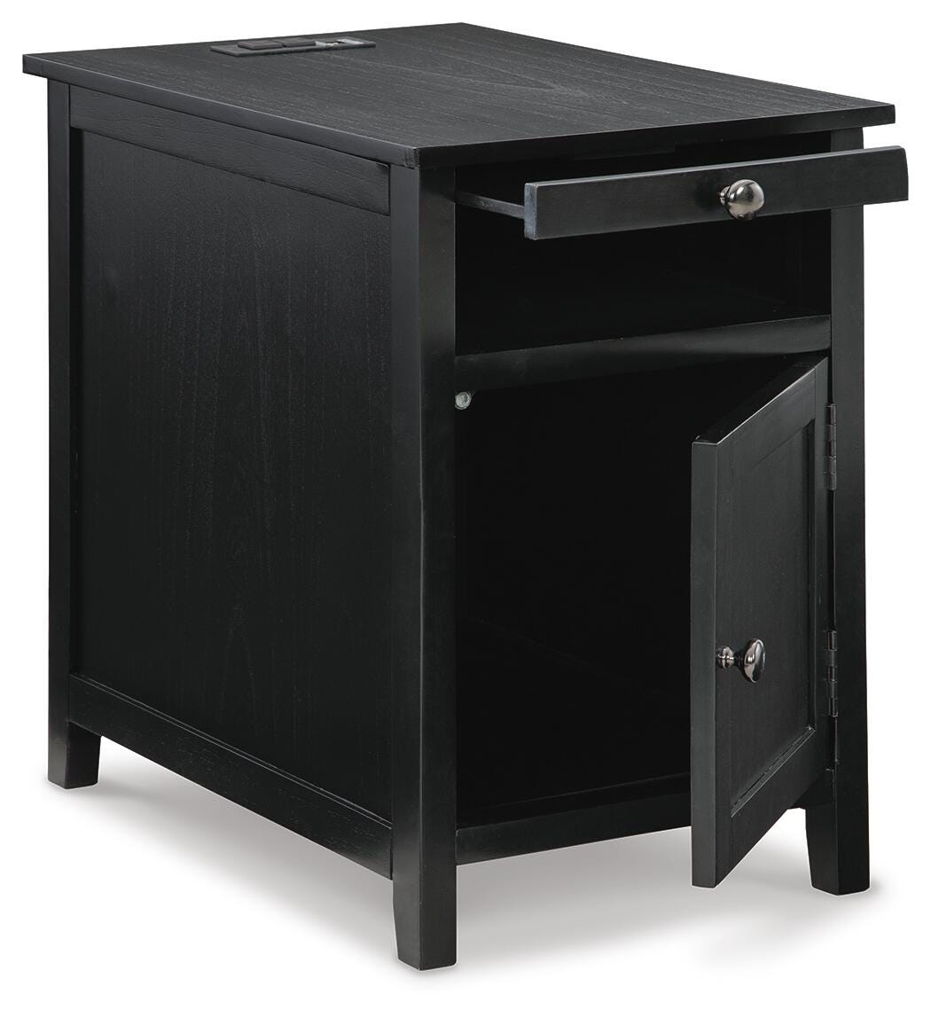 Treytown Chairside End Table - T300-617