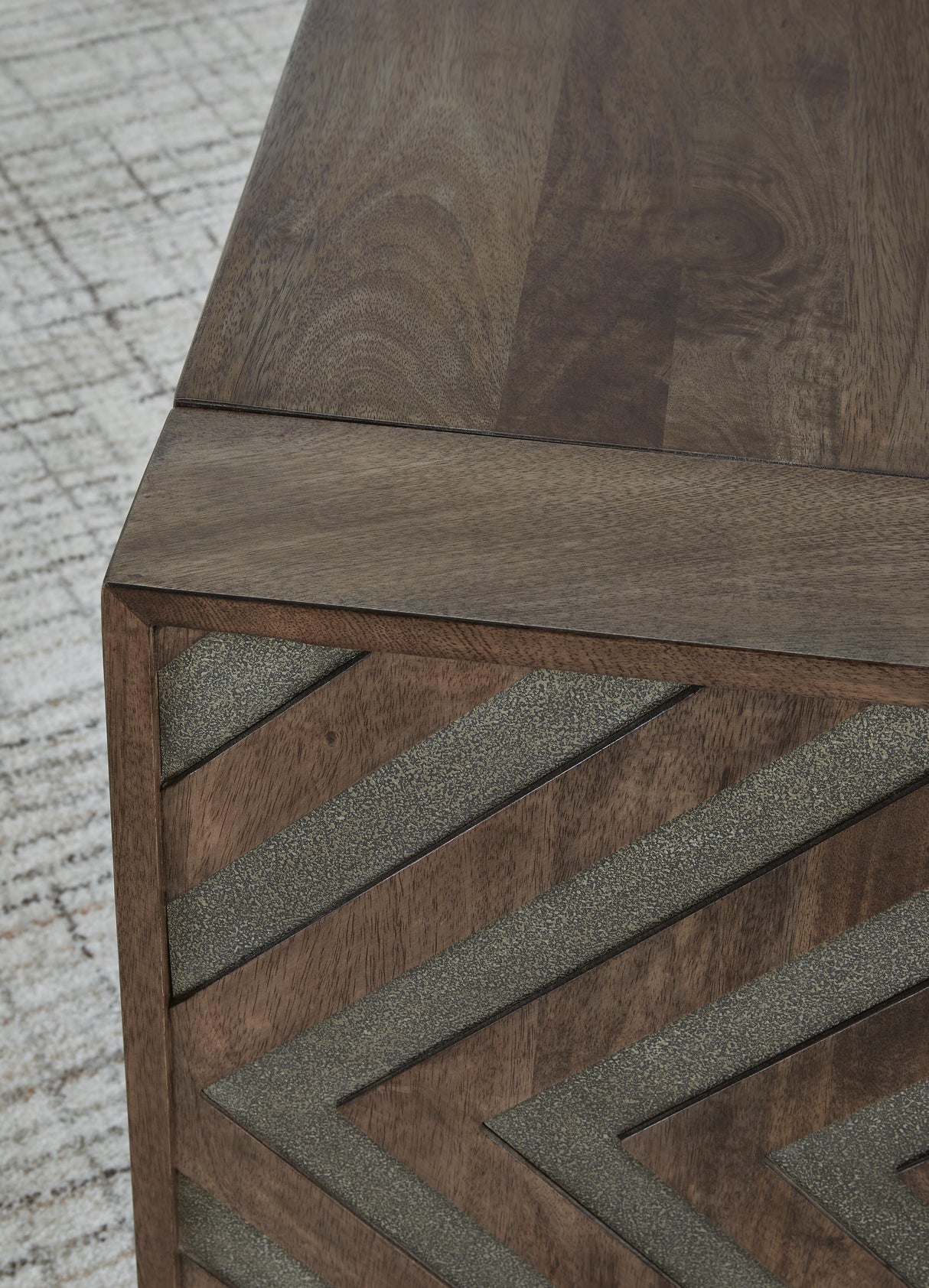 Dreggan Coffee Table - T567-1
