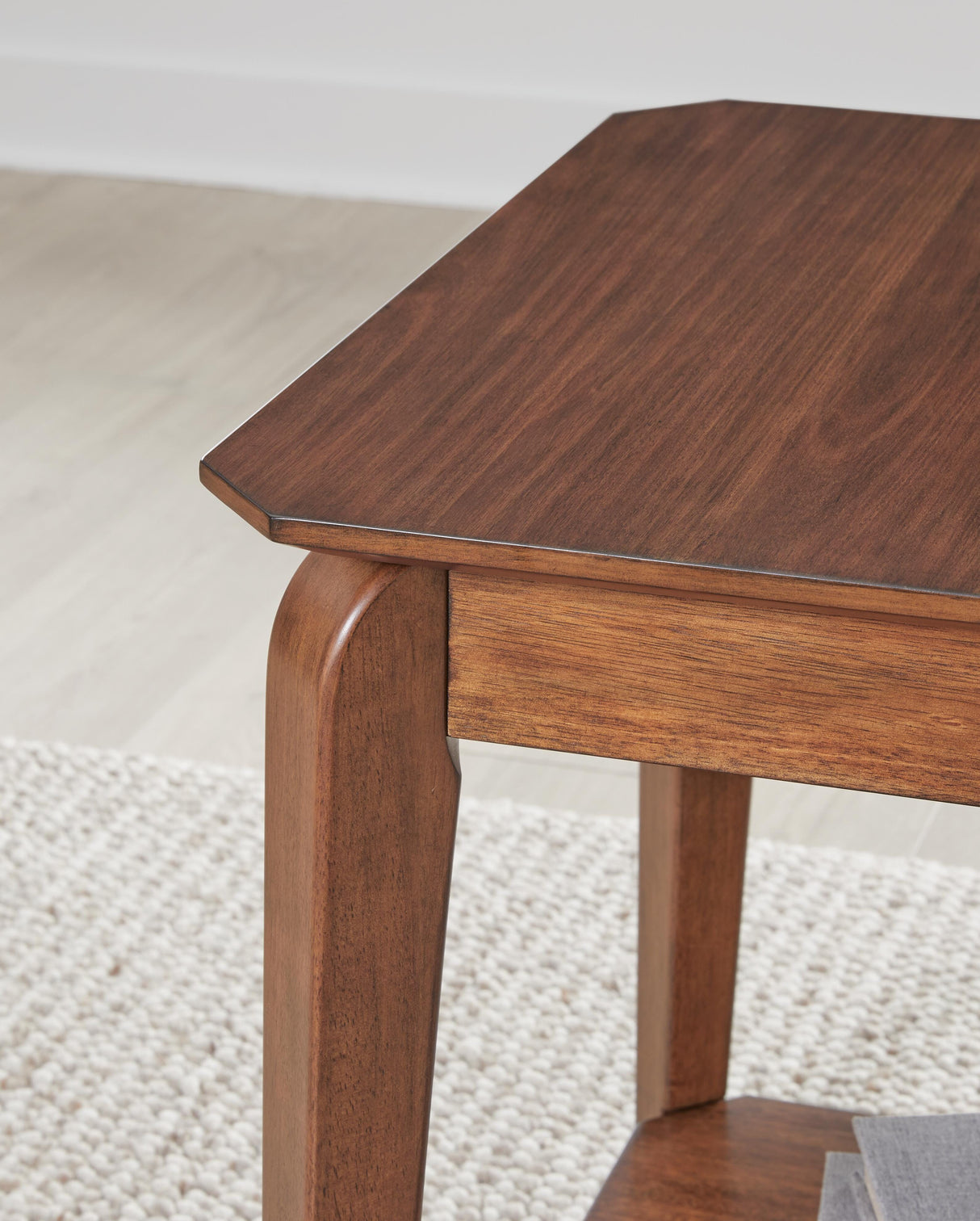 Trenmour End Table - T596-2