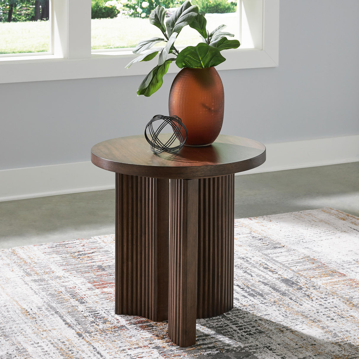 Korestone End Table - T689-6