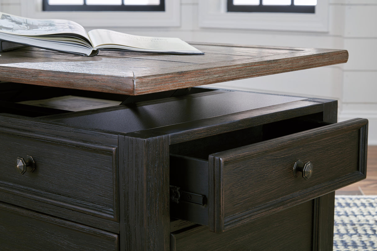 Tyler Creek Coffee Table and 2 End Tables - T736T2