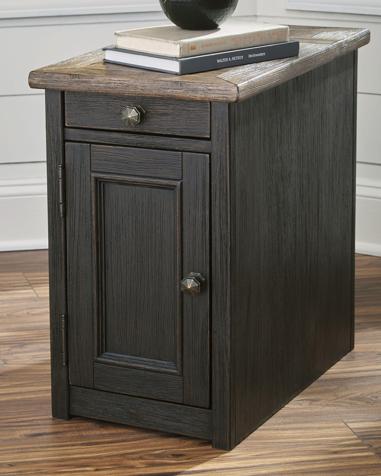 Tyler Creek Coffee Table and 2 Chairside End Tables - T736T1