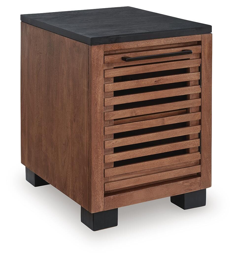 Kallari Chairside End Table - T737-7