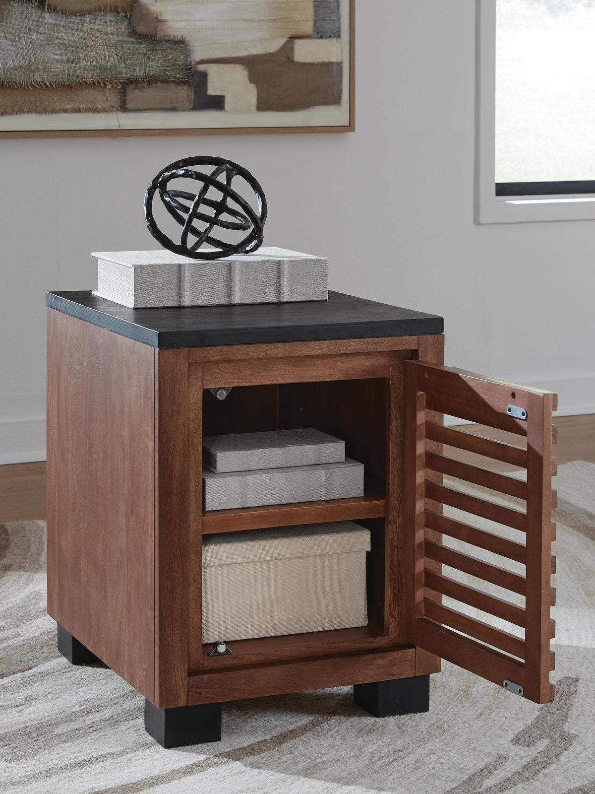 Kallari Chairside End Table - T737-7