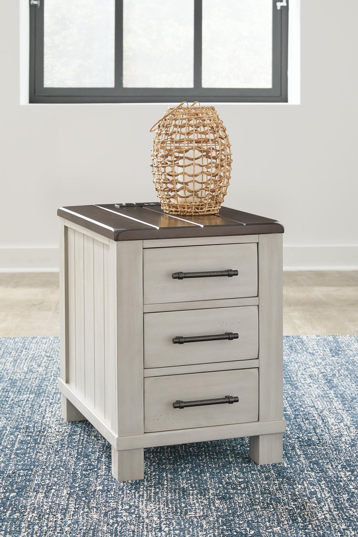 Darborn Chairside End Table - T796-7