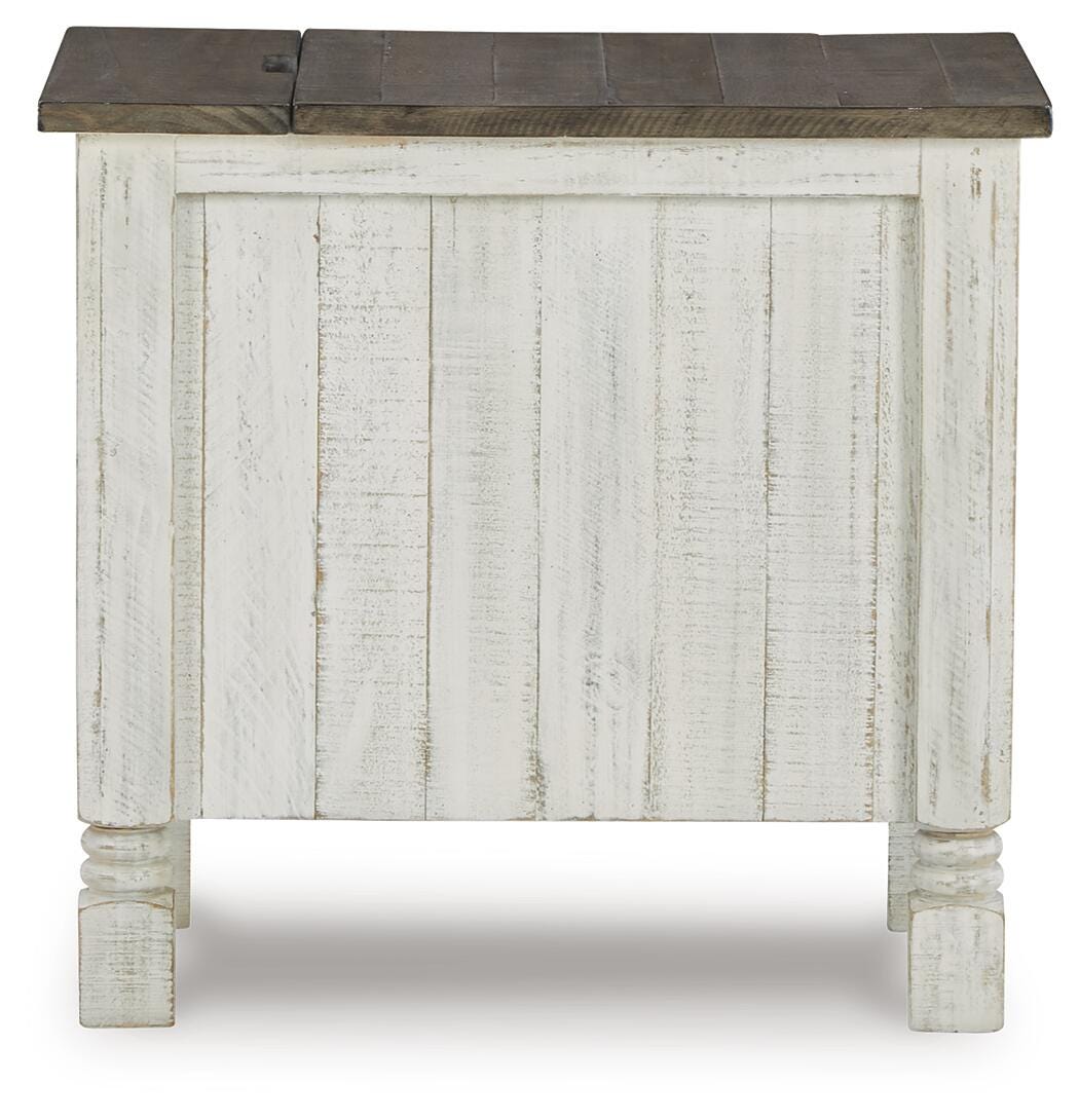 Havalance Chairside End Table - T994-7