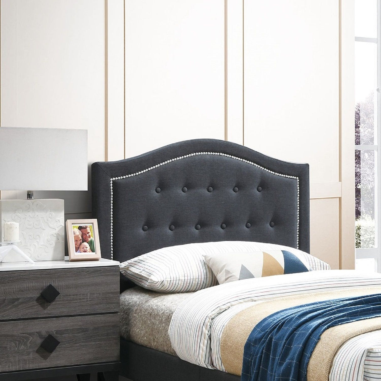 European Style Bed, Button Tufted Headboard