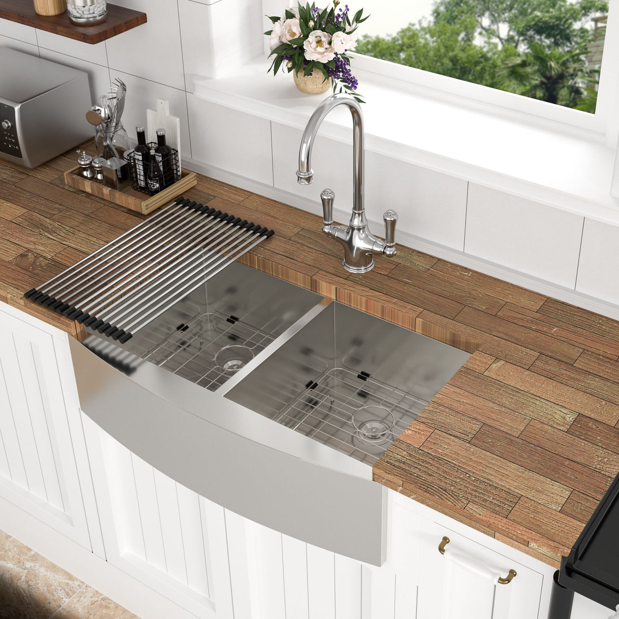 Farmhouse Double Bowl Sink With 50/50 Layout