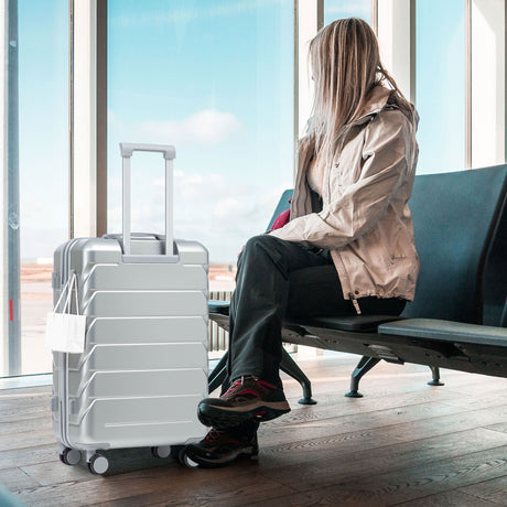 3 Pieces Set 20" / 24" / 28" Spinner Wheel Luggage With Combination Lock
