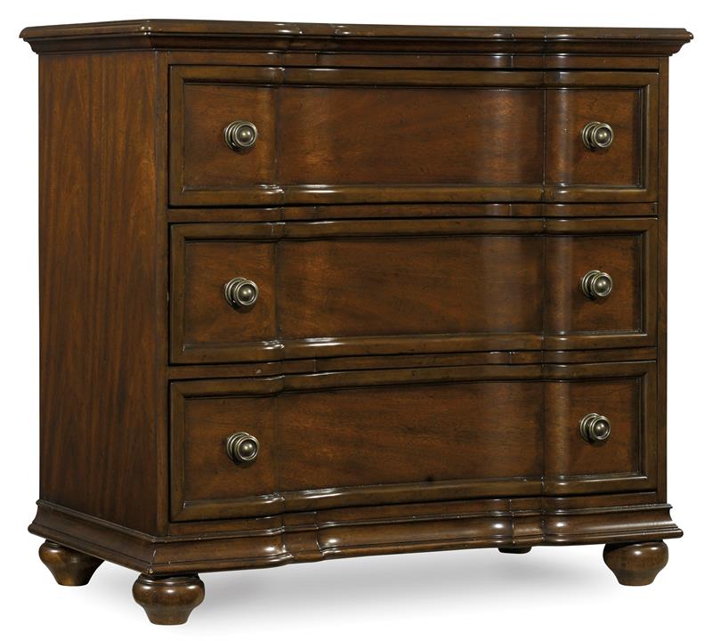 Leesburg Bachelor's Chest - 5381-90017