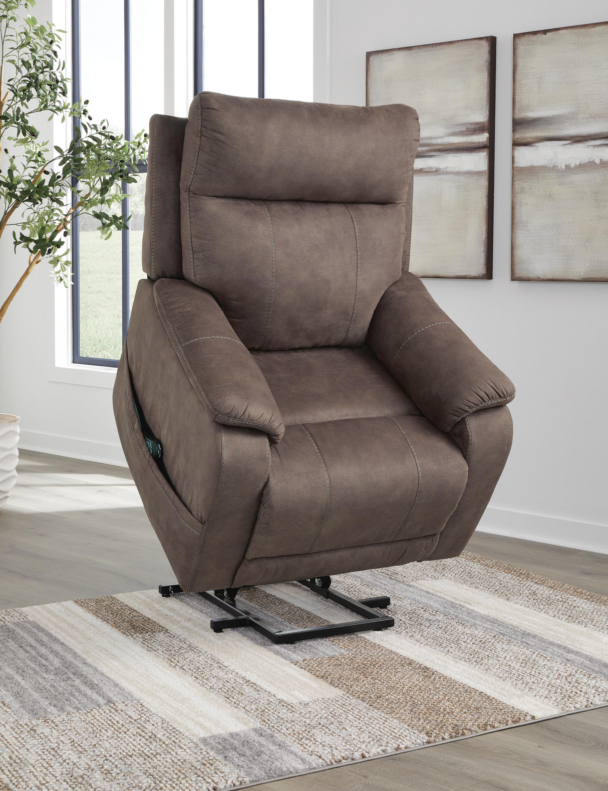 Crestmeade Power Lift Recliner - 1350412