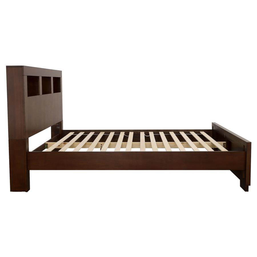 Jessica 4-piece Eastern King Bedroom Set Cappuccino - 200719KE-S4