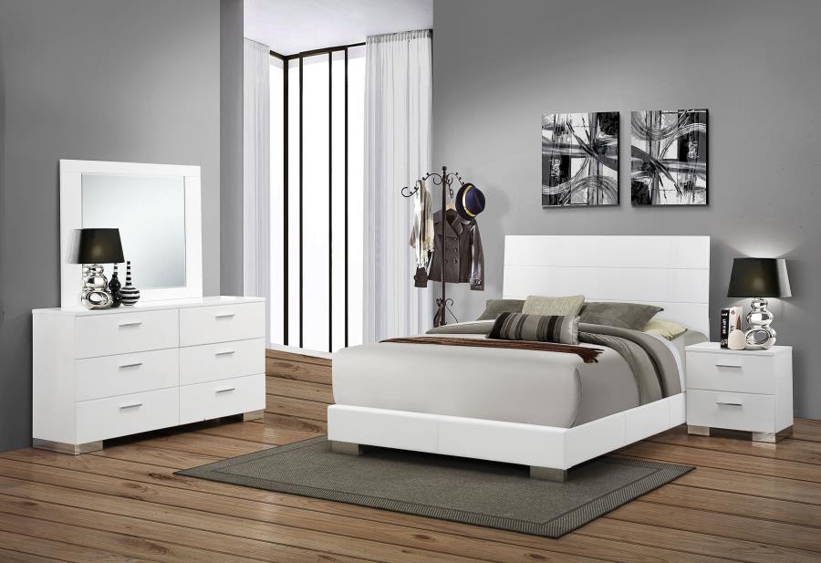 Felicity 4-piece Eastern King Bedroom Set White High Gloss - 203501KE-S4