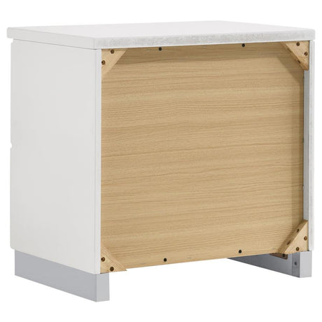 Felicity 5-piece Eastern King Platform Bedroom Set White - 203510KE-S5
