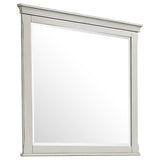Franco 4-piece Queen Bedroom Set Distressed White - 205330Q-S4
