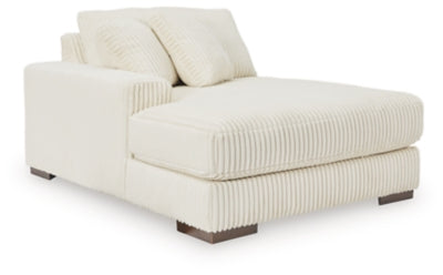 Lindyn Super Chaise - 21104S16
