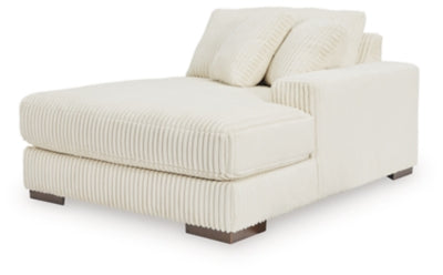 Lindyn Super Chaise - 21104S16