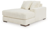 Lindyn Super Chaise - 21104S16