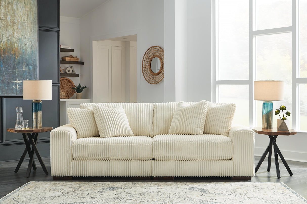 Lindyn 2-Piece Sectional Sofa - 21104S1