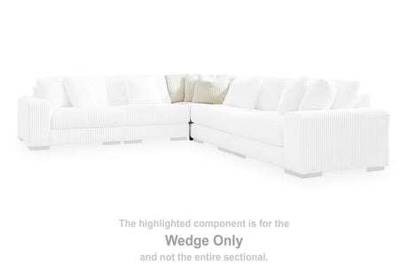 Lindyn Wedge - 2110477